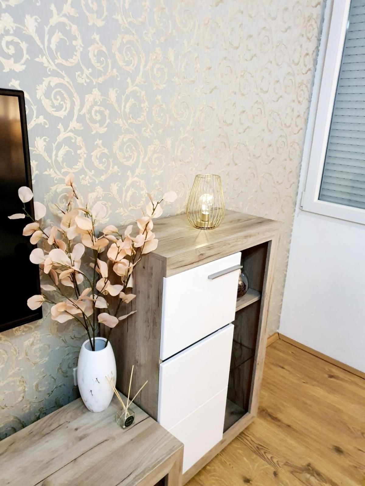 Esperanto Apartment รานเย ภายนอก รูปภาพ