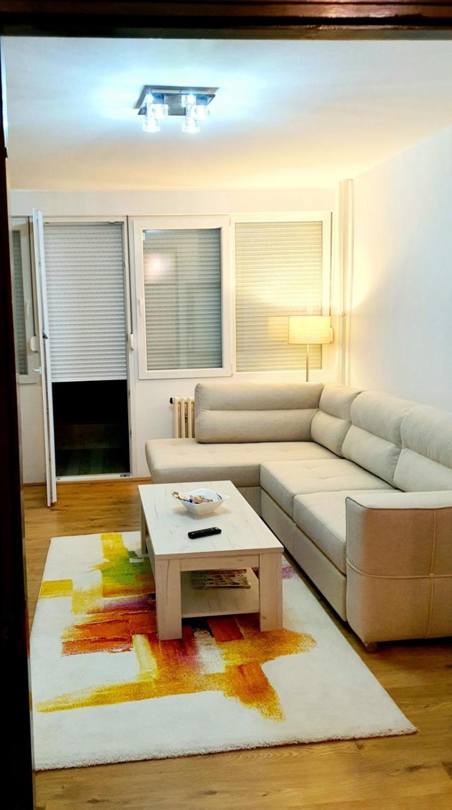Esperanto Apartment รานเย ภายนอก รูปภาพ