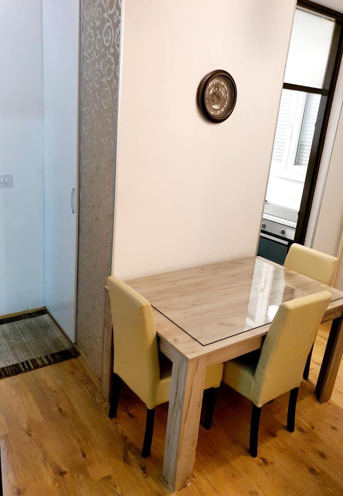 Esperanto Apartment รานเย ภายนอก รูปภาพ