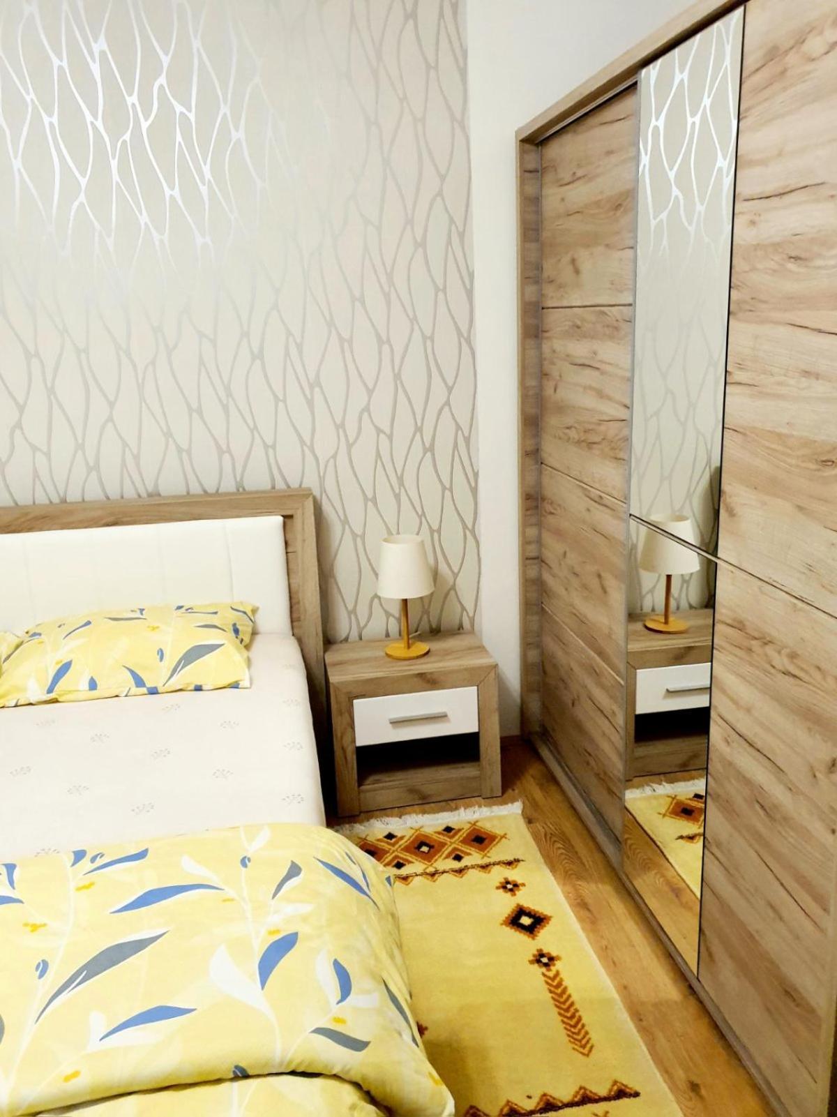 Esperanto Apartment รานเย ภายนอก รูปภาพ