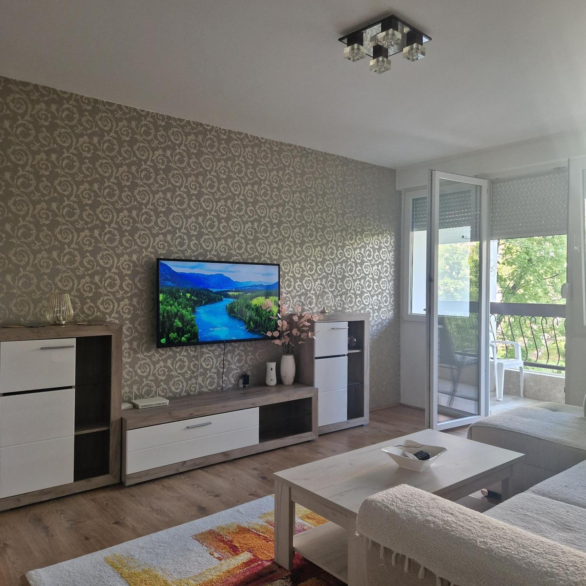 Esperanto Apartment รานเย ภายนอก รูปภาพ